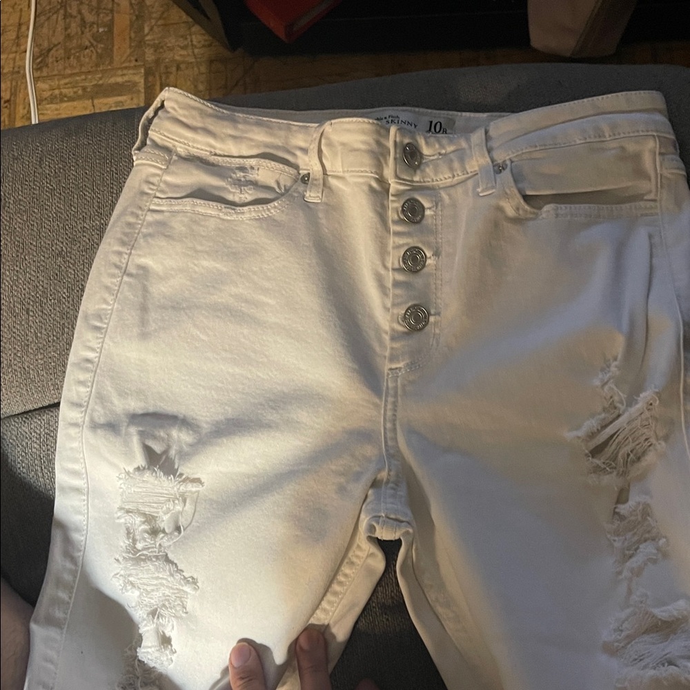Abercrombie & Fitch White Button-Fly Distressed pants